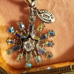 💍Juicy Couture Gold Crown Charm. Very Rare💍